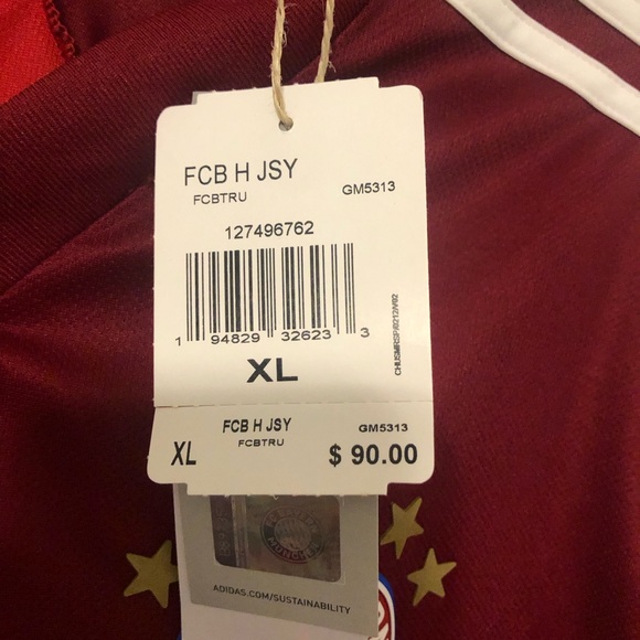 Adidas Mens Bayern Munich jersey. Size XL. NWT. - Picture 6 of 6